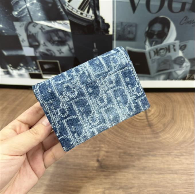 2025228Y 160P182139546